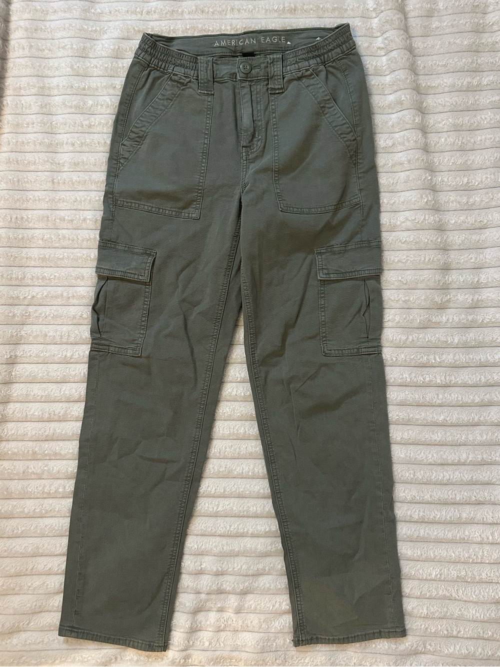 American Eagle Outfitters Olive Green Women's Cargo Jeans